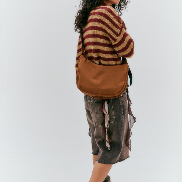 NWT Baggu Crescent Bag Medium - Brown - Picture 5 of 14